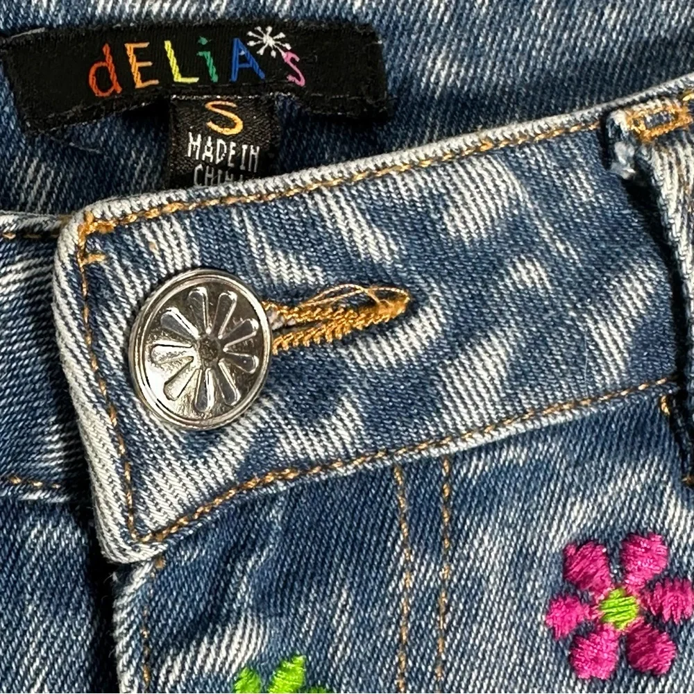 dELiA*s Blue Flare Jeans with Floral motives.Juniors/petite Women size S. Y2K.